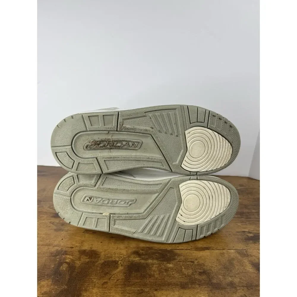 Size 12 - Jordan Spizike Low Summit White Photon Dust